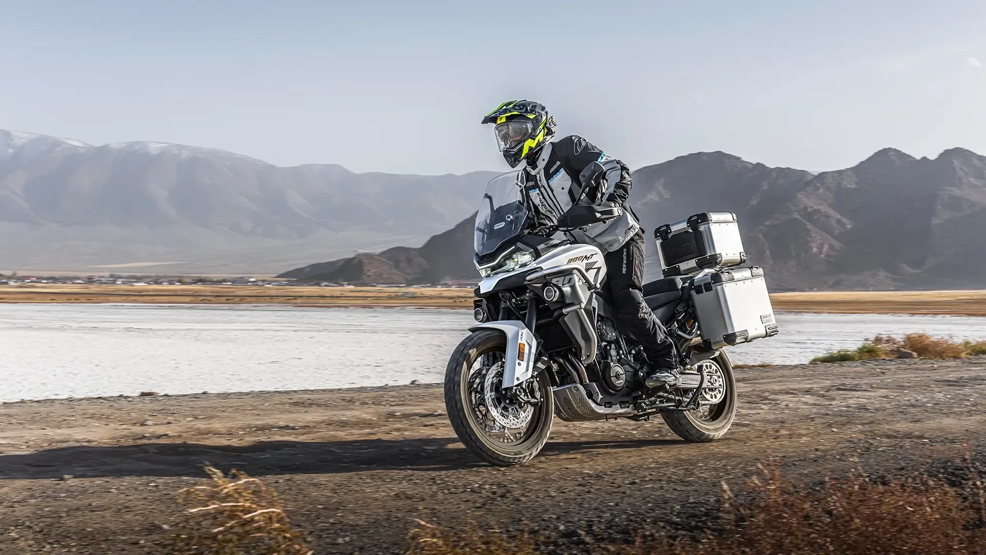 MT 800 explorer ES