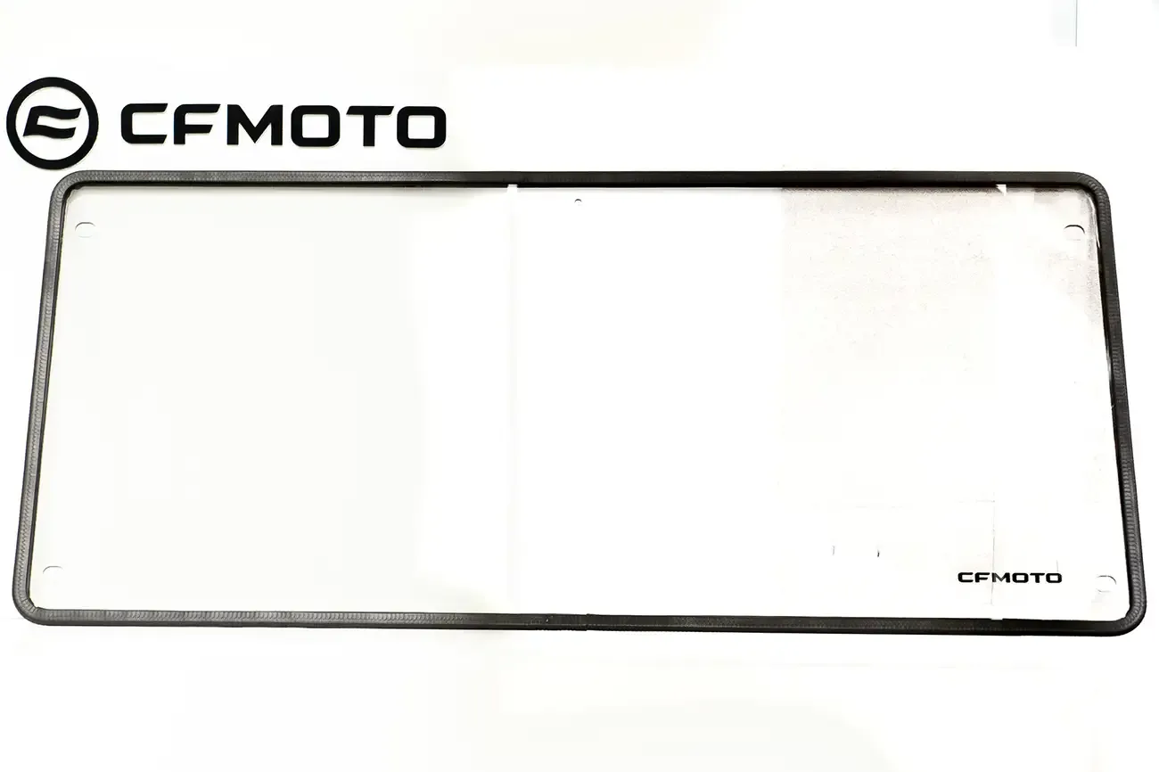 CFMOTO SZYBA TYŁ U600