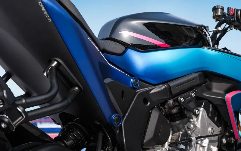 675 NK GP BLUE galeria